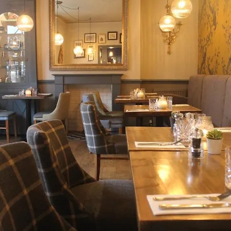 The At Cheltenham Parade Harrogate