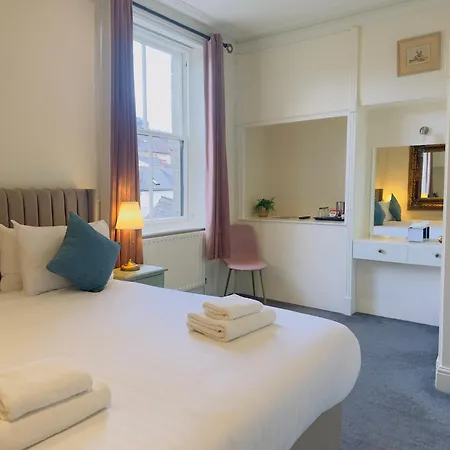 The At Cheltenham Parade Hotel Harrogate