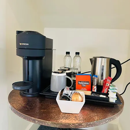 Hotel The At Cheltenham Parade 4*