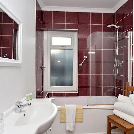 The At Cheltenham Parade Hotel