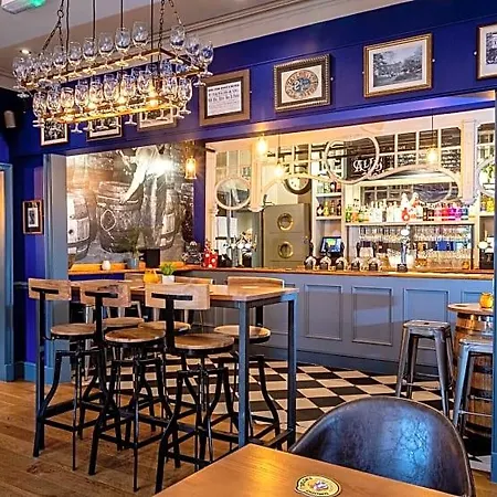 酒店 The At Cheltenham Parade