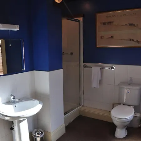 Hotel The At Cheltenham Parade 4*