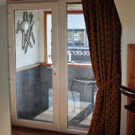 The At Cheltenham Parade 4* Harrogate