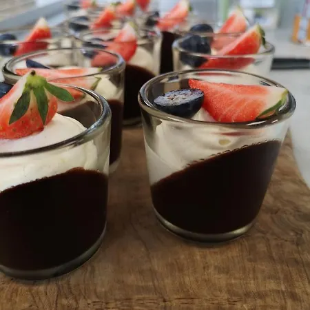 The At Cheltenham Parade 4* Harrogate