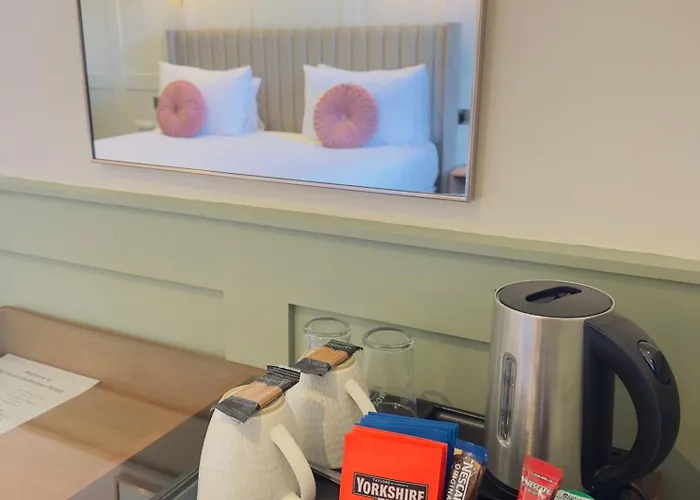 The At Cheltenham Parade Hotel