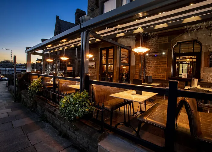 The At Cheltenham Parade 4* Harrogate