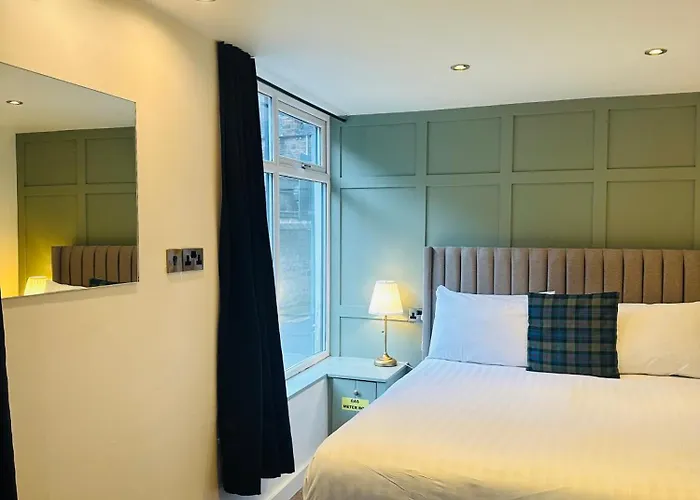 Hotel The At Cheltenham Parade