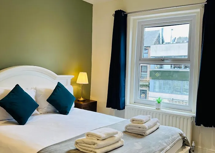 Hotel The At Cheltenham Parade Harrogate