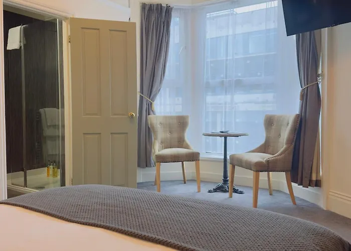 The At Cheltenham Parade 4*