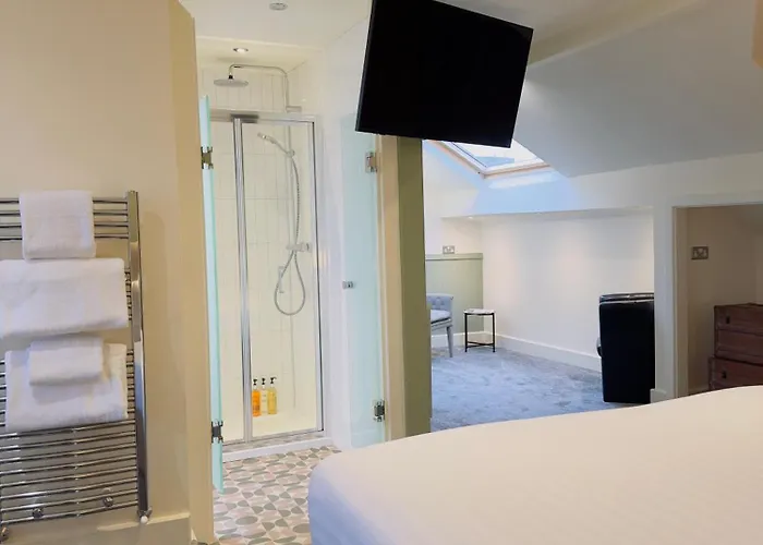 The At Cheltenham Parade 4* Harrogate