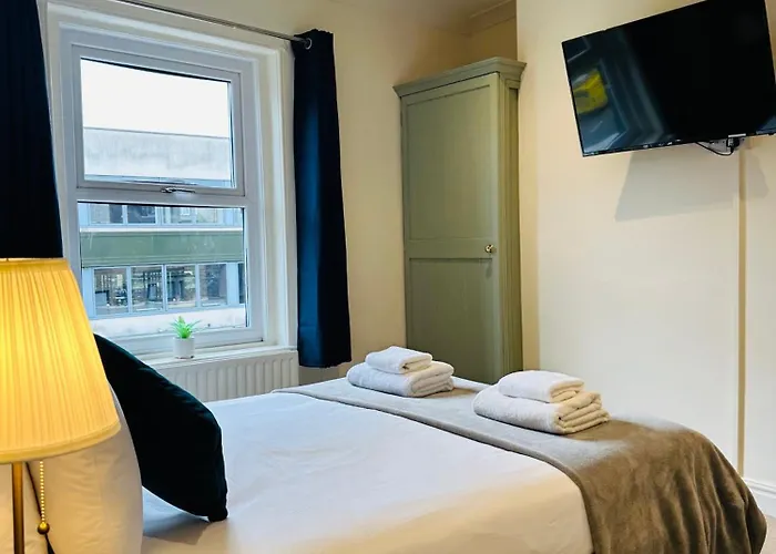 Hotel The At Cheltenham Parade