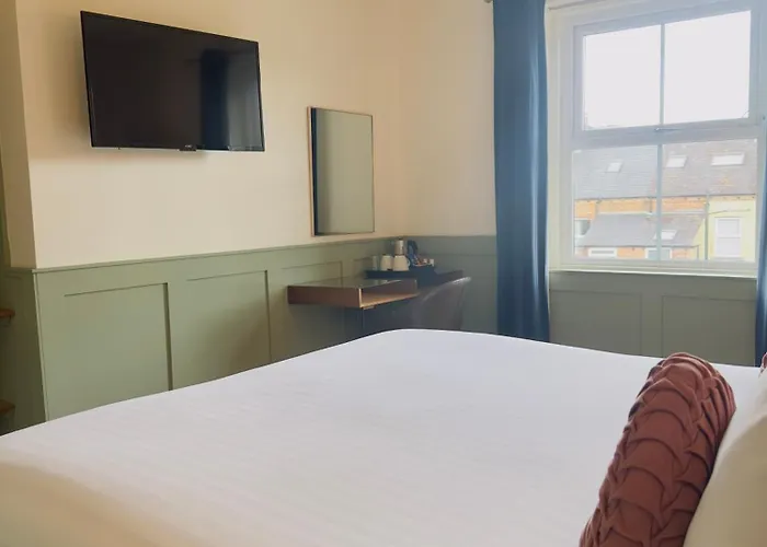 The At Cheltenham Parade Hotel Harrogate