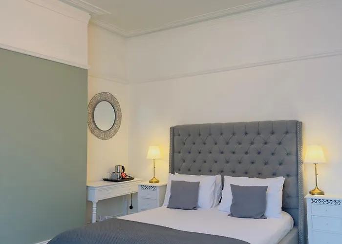 Hotel The At Cheltenham Parade Harrogate