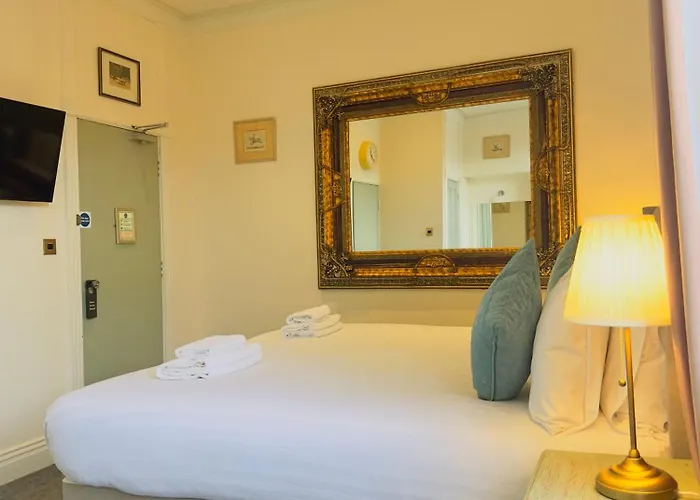 Hotel The At Cheltenham Parade