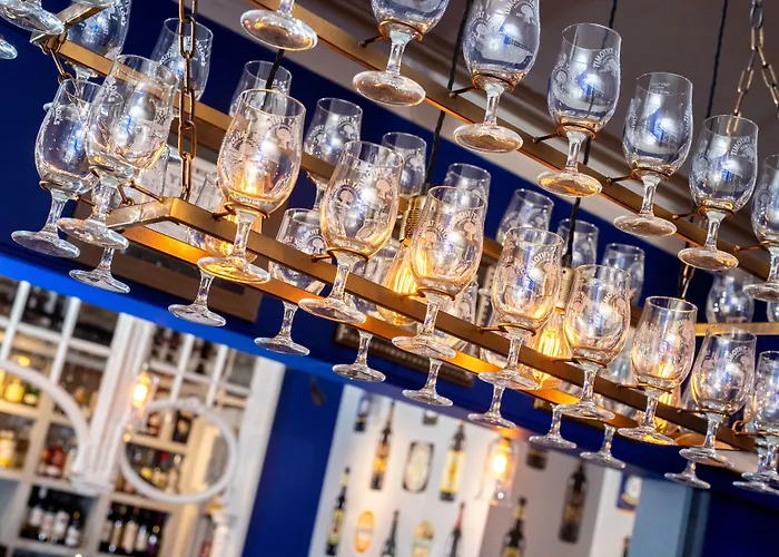 The At Cheltenham Parade Hotel 4*