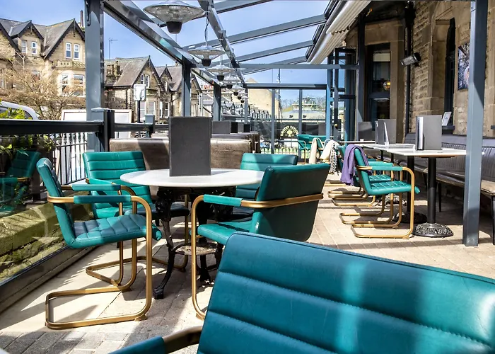 The At Cheltenham Parade 4*