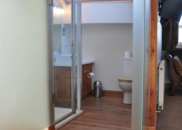 The At Cheltenham Parade Hotel 4*