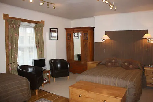 The At Cheltenham Parade 4*