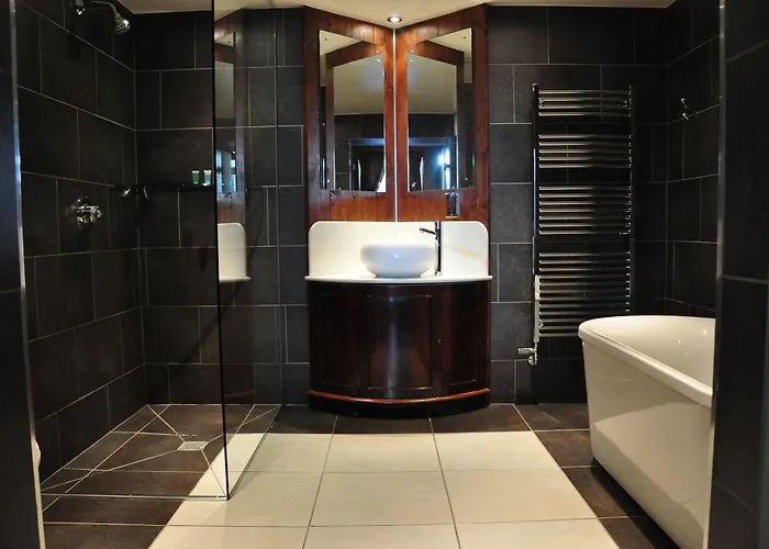 Hotel The At Cheltenham Parade Harrogate